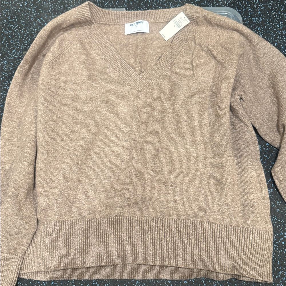 SoSoft Loose V-Neck Sweater - Picture 3 of 4
